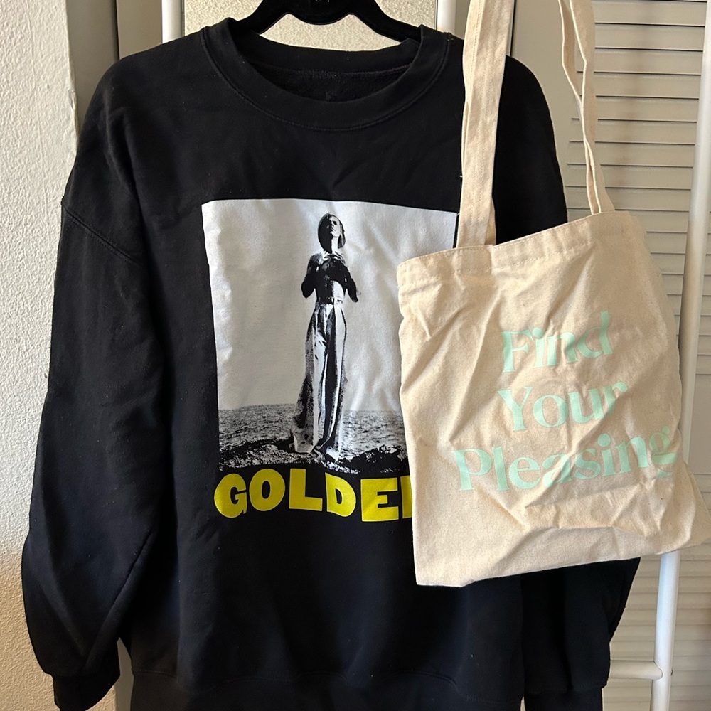 Harry Styles ‘Golden’ Sweatshirt w/ Pleasing tote